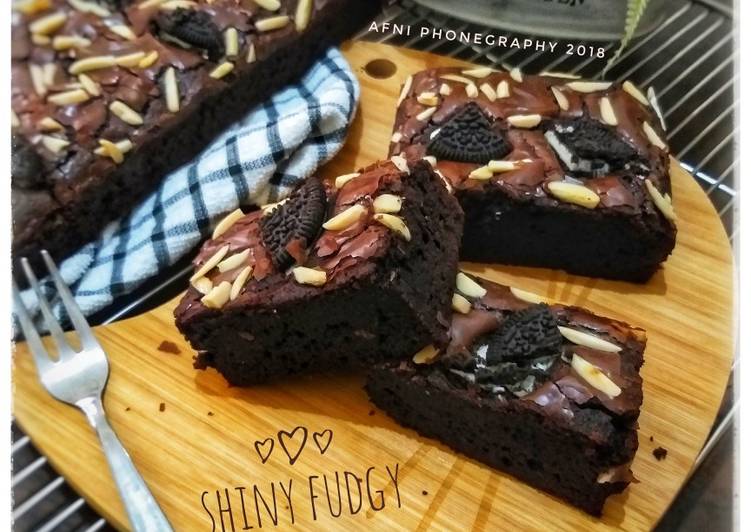 Resep Shiny Fudgy Brownies Anti Gagal