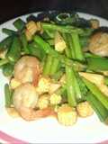 ผัดผักรวมกุ้ง