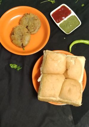 સ્પાઇસિ મસાલા કચોરી રેસીપી મુખ્ય ફોટો