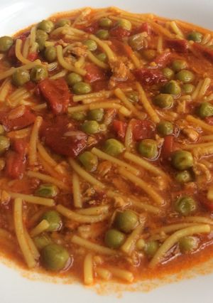 Foto principal de Sopa de fideos y atún