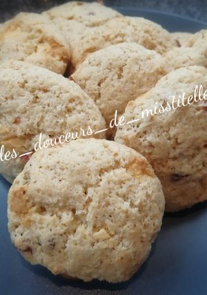 Une photo de Cookies au chocolat blanc et à l’okara d'amande