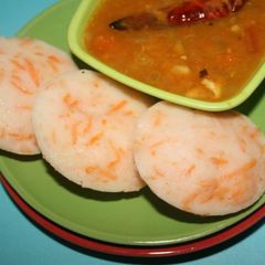 A picture of Healthy carrot idli.
