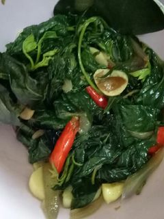 Foto resep Tumis Daun Ubi Jalar