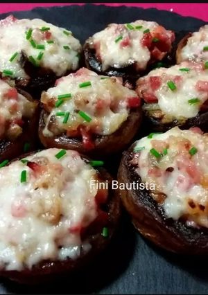 Una foto de Champiñones rellenos con gratinado de mayonesa