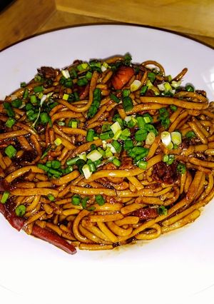 Una foto de ESPAGUETTIS 🍲Al mejor estilo Oriental...!