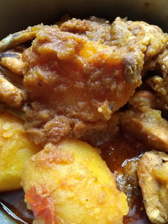 A picture of Chicken curry.