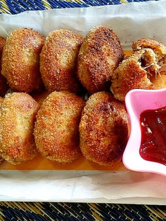 A picture of Cutlets from leftover Chinese rice.