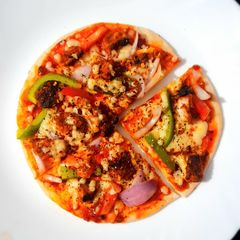A picture of Chicken Shawarma Pizza.