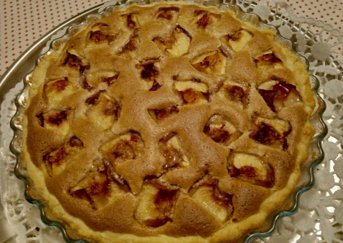 Pfirsich-Tarte mit Frangipancreme