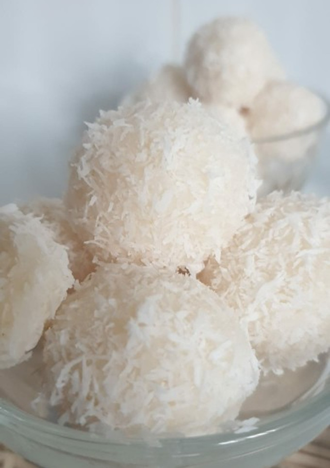 Una foto de Trufas de coco sin leche condensada