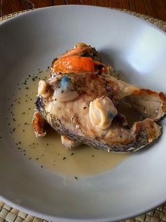 Una foto de Cherne en salsa de marisco