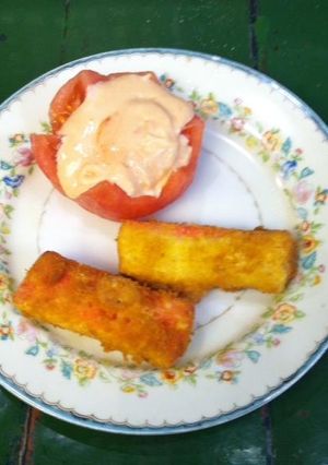 Una foto de Surimi empanizado