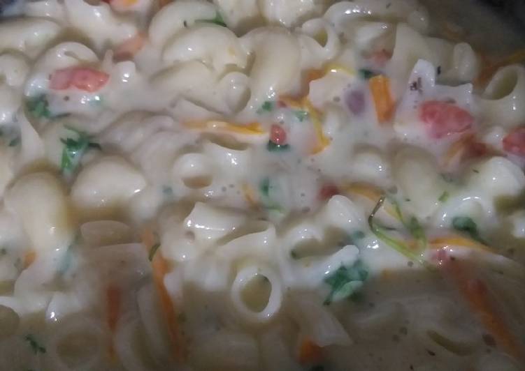 Veggie cheese macaroni