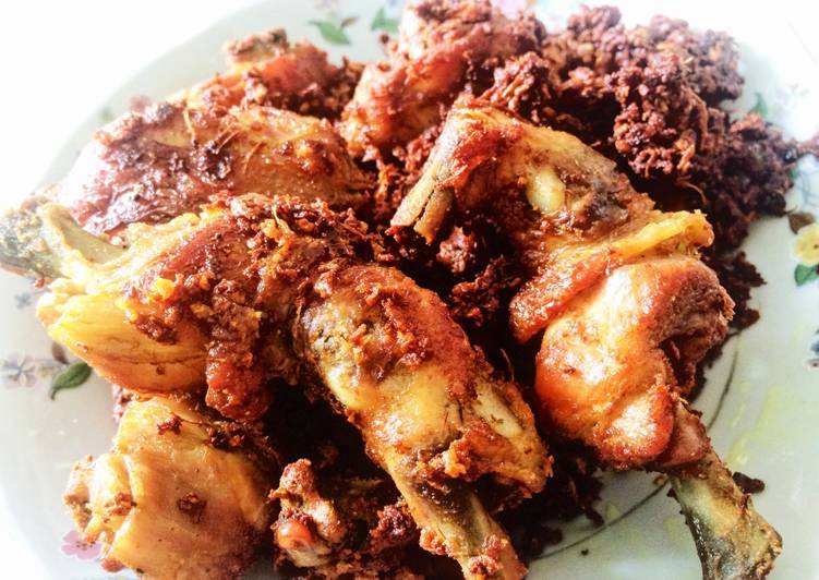 Resep Ayam Goreng Lengkuas Oleh Rahmi Dwi Maharani Cookpad
