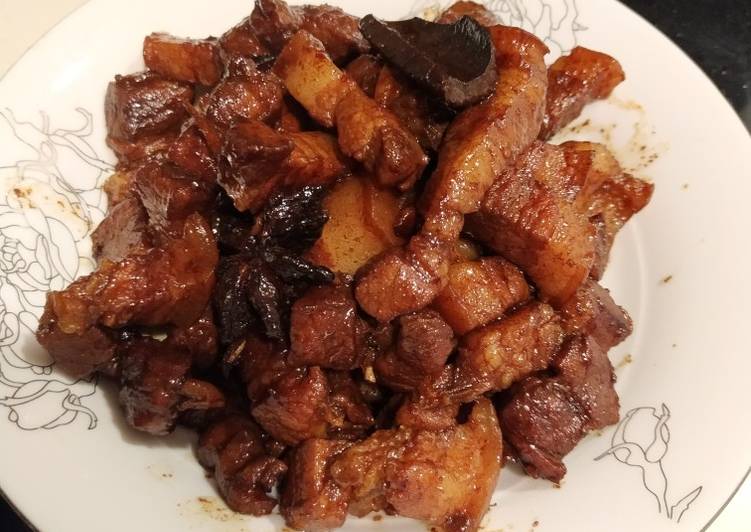 YEYE's DARK PORK