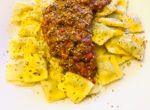 Una foto de Salsa de proteína de soya para ravioles o cualquier pasta