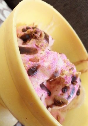 A picture of Home made ice cream.