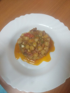 Una foto de Ropa vieja de fogonero con habichuelas