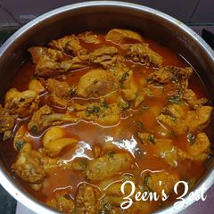 A picture of Rogan Murgh/Chicken.