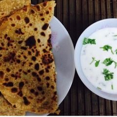 A picture of Aloo Paratha.