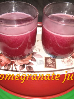 வெல்கம் டிரிங்/ மாதுளை ஜூஸ் (Welcome Drink Recipe In Tamil) செய்முறை முக்கிய புகைப்படம்