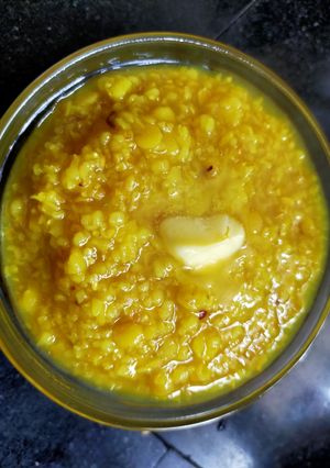A picture of Thooli.