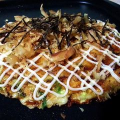 A picture of Okonomiyaki ～ Japanese flavor.