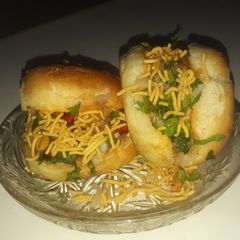 Makhan wali dabeli A picture of Makhan wali dabeli.