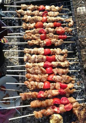 صورة لوصفة اسياخ الدجاج مع صلصه الشواء