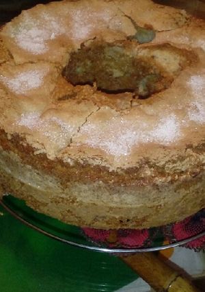 Una foto de Torta "ricasa" con nueces y pasas de uva