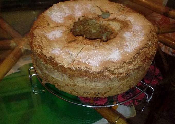 Torta "ricasa" con nueces y pasas de uva Receta de Nora - Cookpad