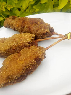 A picture of Beef skewers.