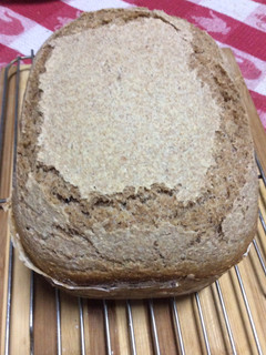 Una foto de Pan semi integral en la máquina de hacer pan 🍞