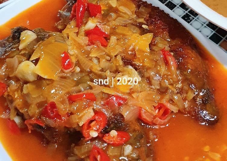 Cara mudah mengolah Ikan Mujair Pedas Manis #masakanindo 🇮🇩, Menggugah Selera