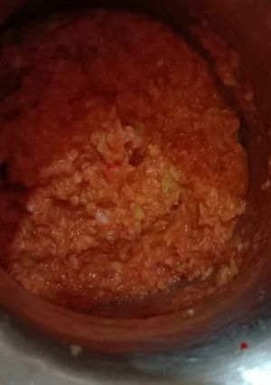 A picture of Mango chutney.