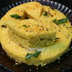 A picture of Makki/makai ka Dhokla.