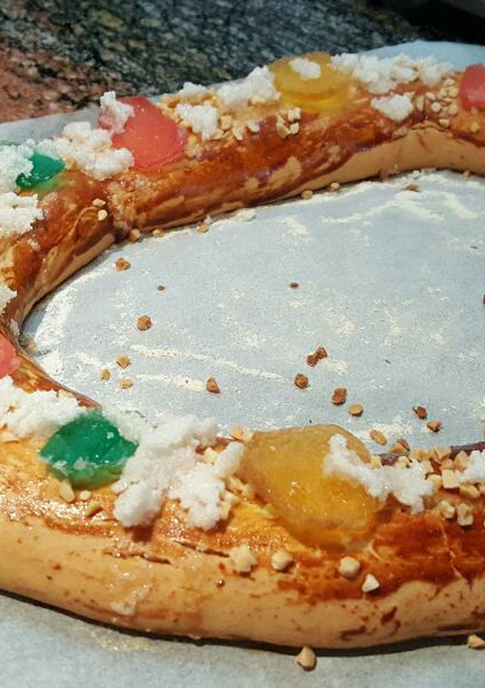 Una foto de Roscón de Reyes (sin masa madre)