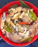 Nấm Hấp Lá Chanh Chay