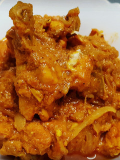 চিকেন কষা (chicken kosha recipe in Bengali) রেসিপির প্রধান ছবি