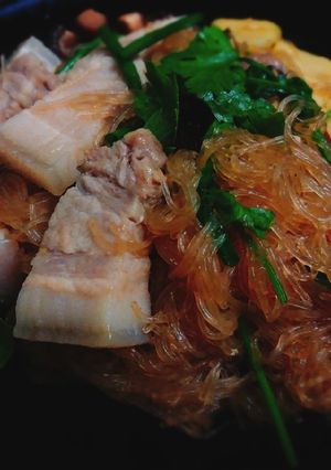 รูปของ หมูสามชั้นอบวุ้นเส้น
