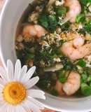 Canh Tôm Hoa Cúc Tần (Soup de Crevettes aux Pâquerette)