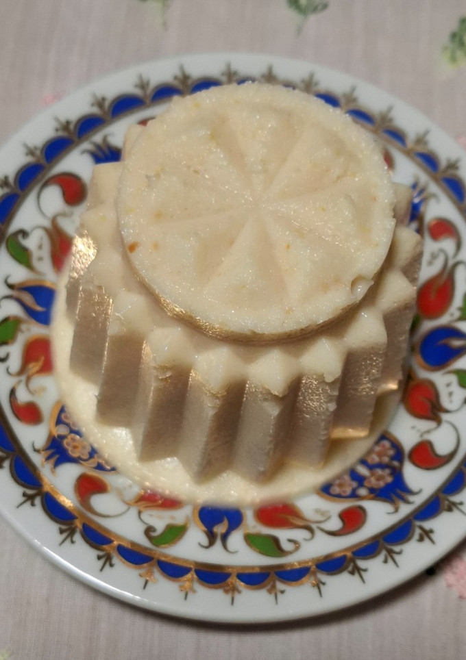 Una foto de Gelatina de almendra