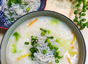吻仔魚蔬菜粥 的食譜成品照片