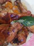 Pollo asado en cazuela de verduras