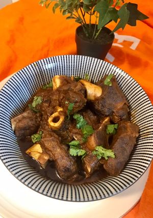 A picture of Bhuna gosht /Bhuna mutton.