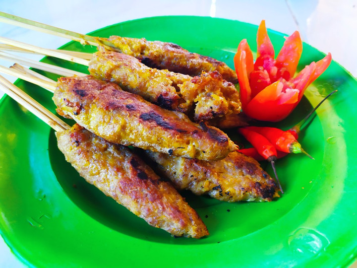 Bagaimana Menyiapkan Sate lilit daging sapi, Lezat