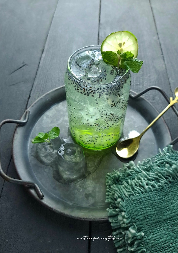 Foto resep Es Jeruk Nipis Selasih