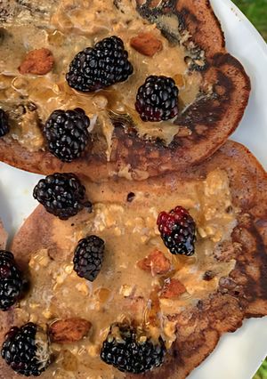 A picture of UBE-BACONY BIT PANCAKE.