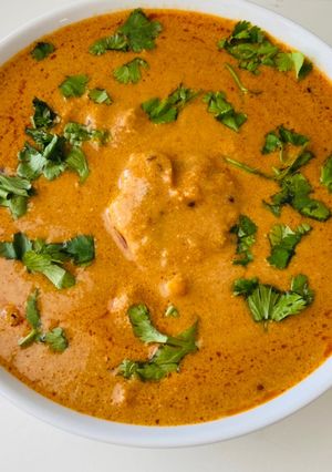 खान्देशी झणझणीत डुबकवडे भाजी (dubukvade bhaji recipe in marathi) रेसिपी चे मुख्य फोटो 