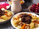 كسكس جزائري بمرق احمر